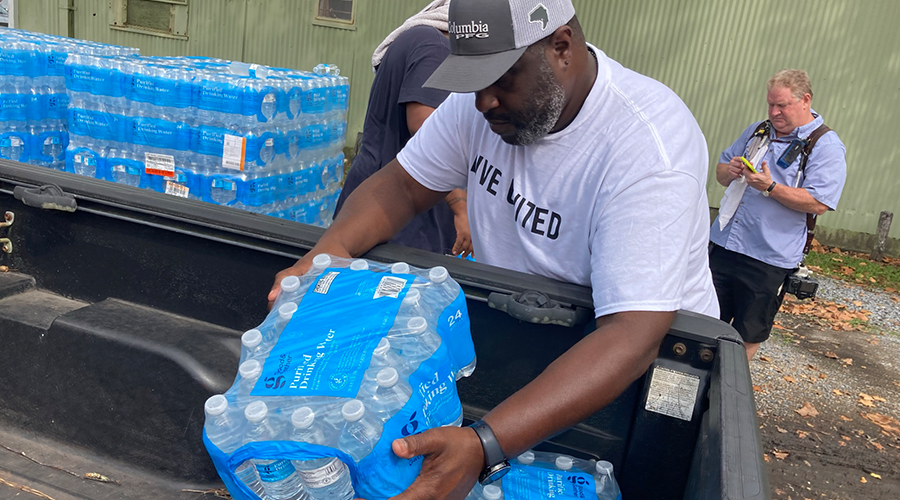 United Way distributing water